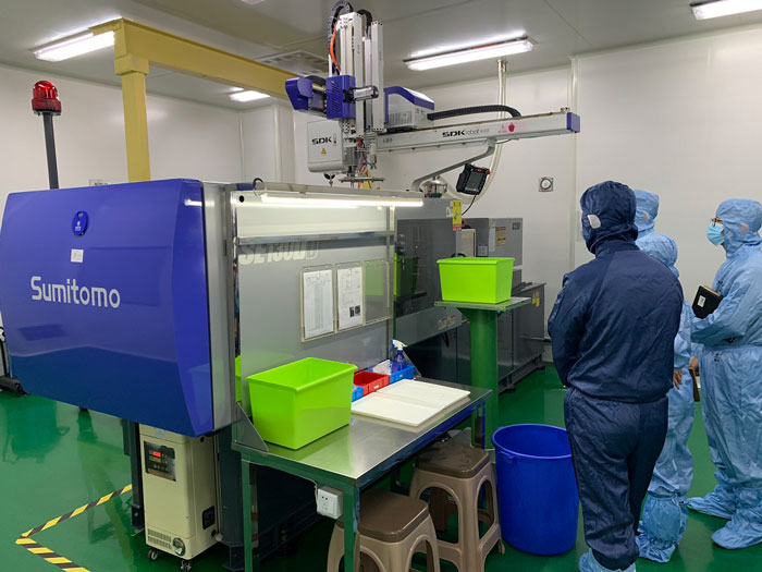 People-before-Plastic-injection-machine